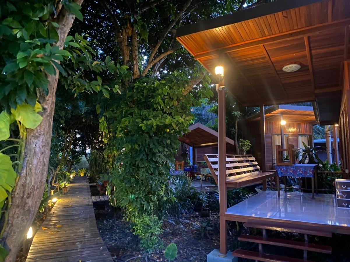 Romyen House Hotel Ban Nong Nam Khan Buitenkant foto