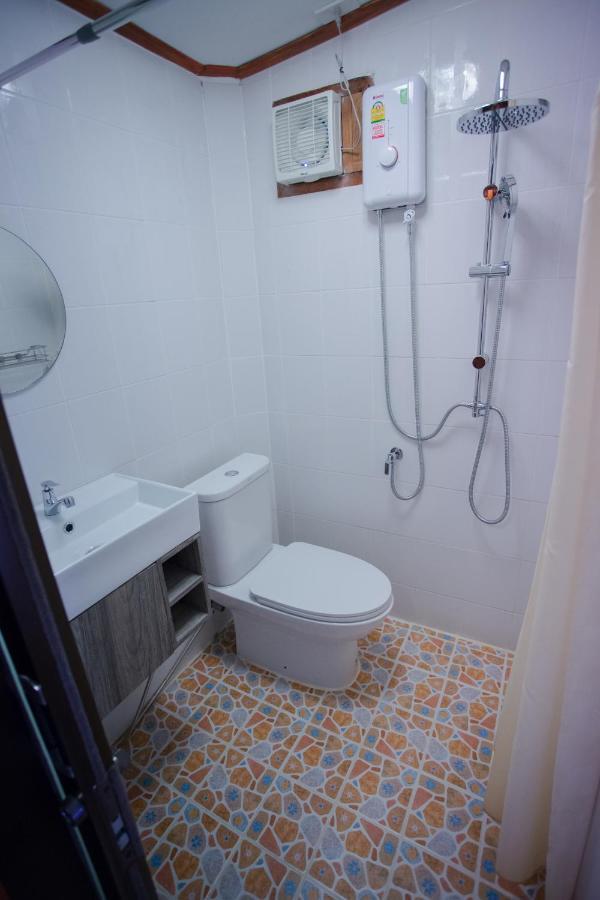 Romyen House Hotel Ban Nong Nam Khan Buitenkant foto