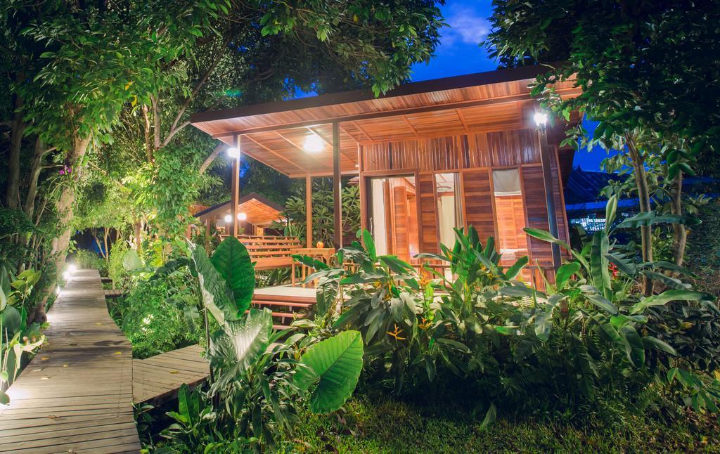 Romyen House Hotel Ban Nong Nam Khan Buitenkant foto